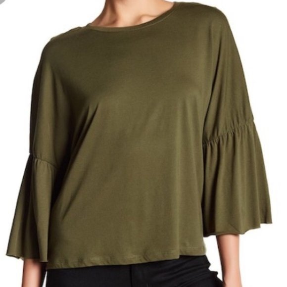 Xl DANTELLE TOP W/ bell sleeves - Picture 1 of 6